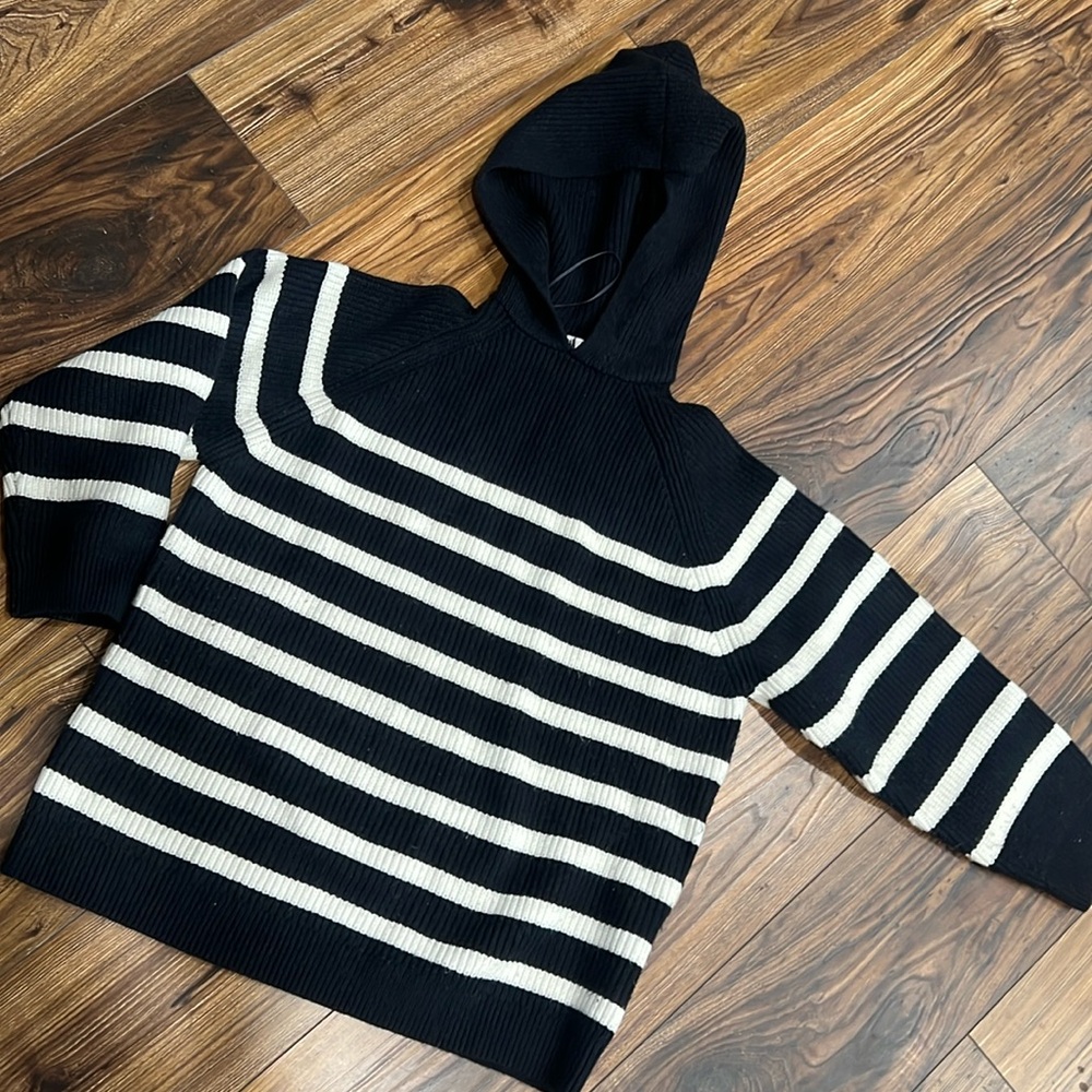 Zara striped hoodie sweater, size M
